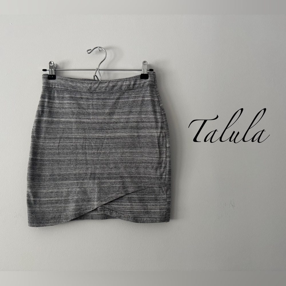 Talula (Aritzia) Heathered Grey Skirt